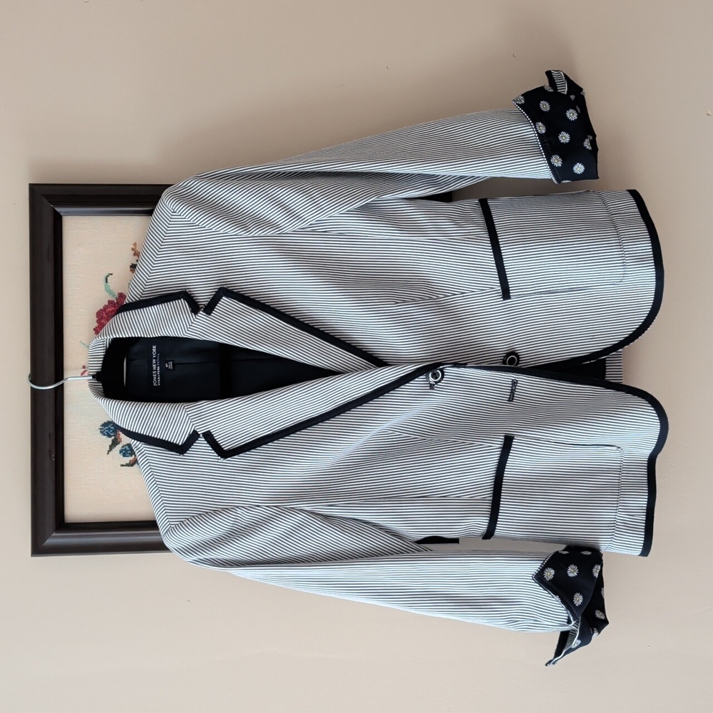 NWOT Jones New York Seersucker Striped Blazer Jacket